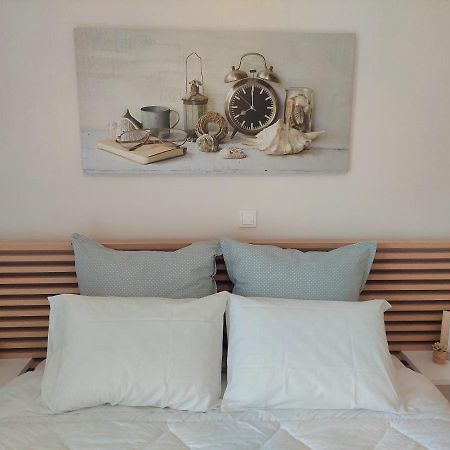 Myrsini'S Sea View Apartment Néa Péramos Exteriér fotografie