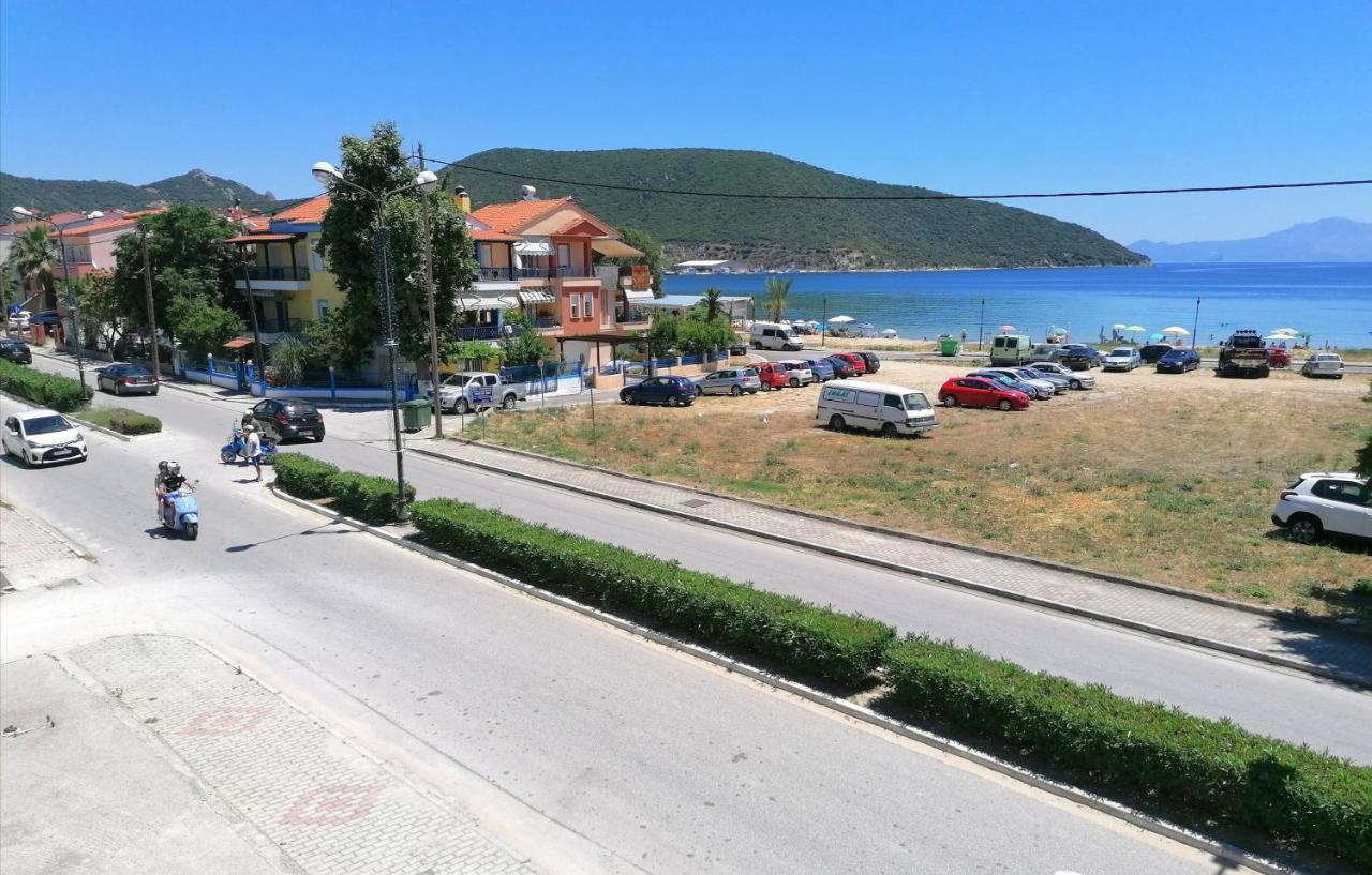 Myrsini'S Sea View Apartment Néa Péramos Exteriér fotografie
