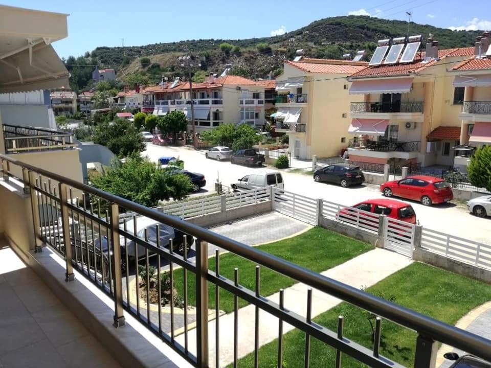 Myrsini'S Sea View Apartment Néa Péramos Exteriér fotografie