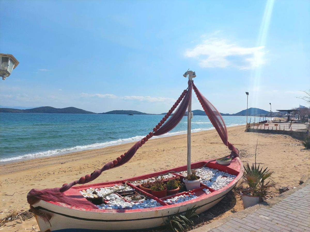 Myrsini'S Sea View Apartment Néa Péramos Exteriér fotografie