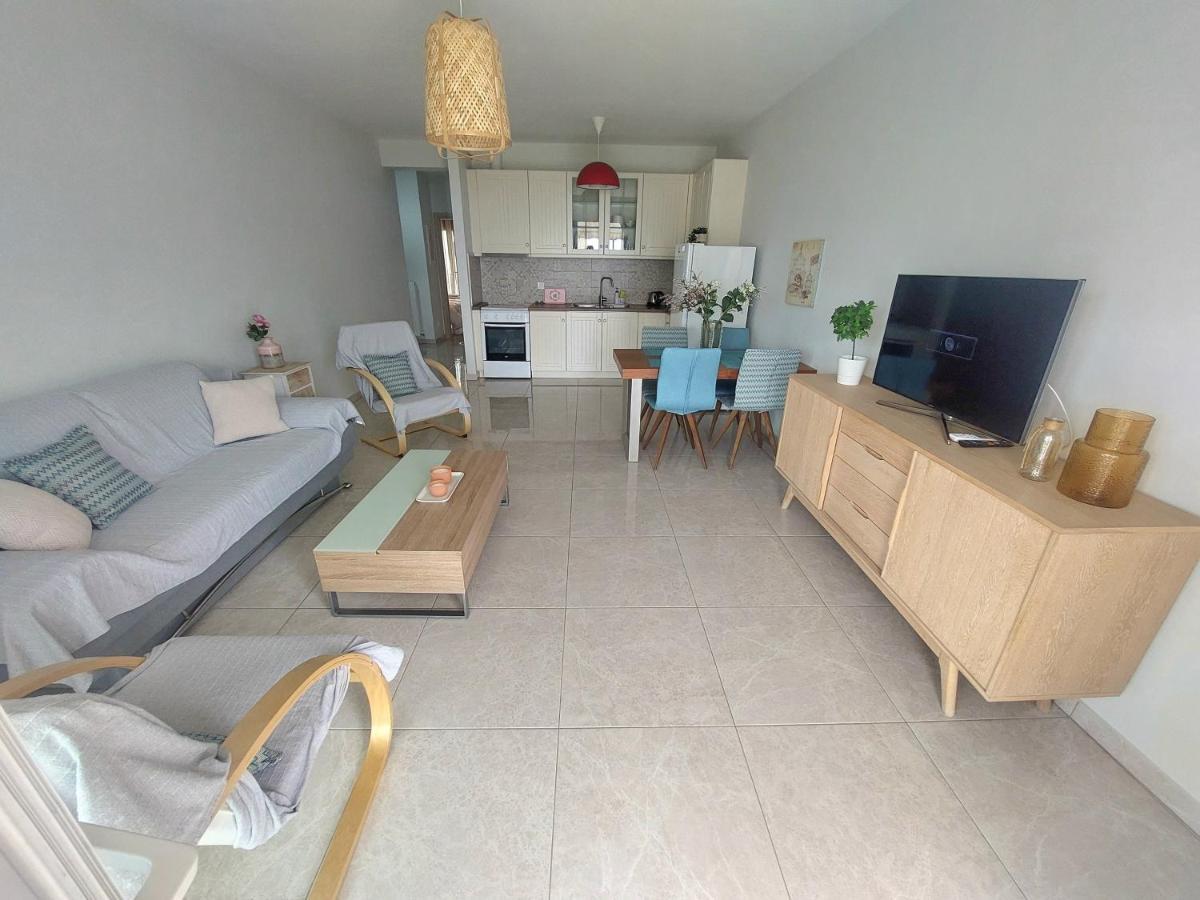 Myrsini'S Sea View Apartment Néa Péramos Exteriér fotografie