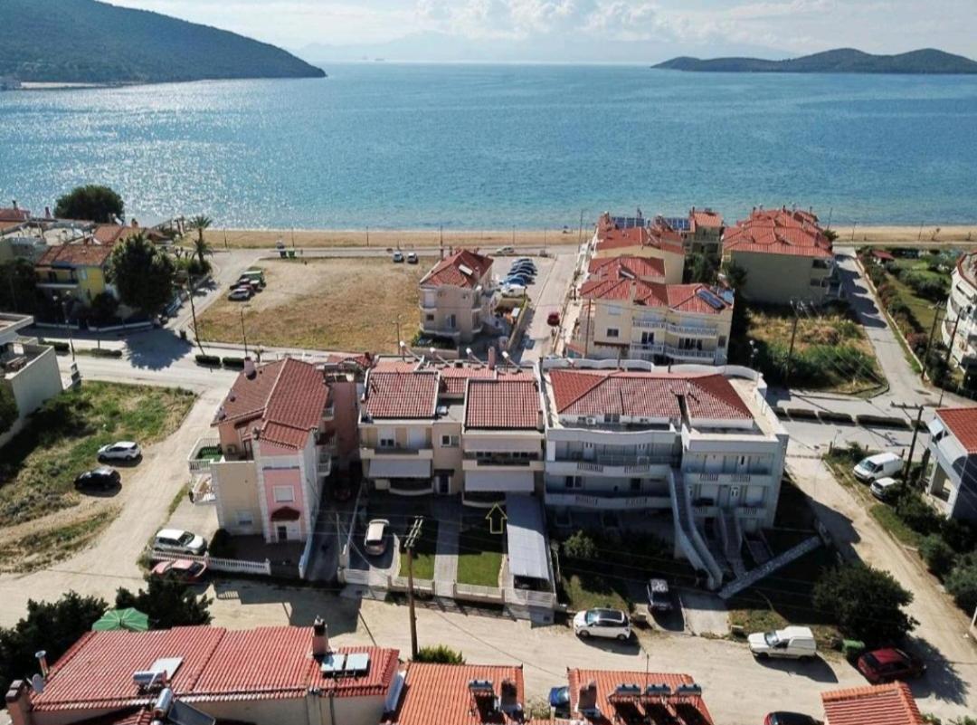 Myrsini'S Sea View Apartment Néa Péramos Exteriér fotografie